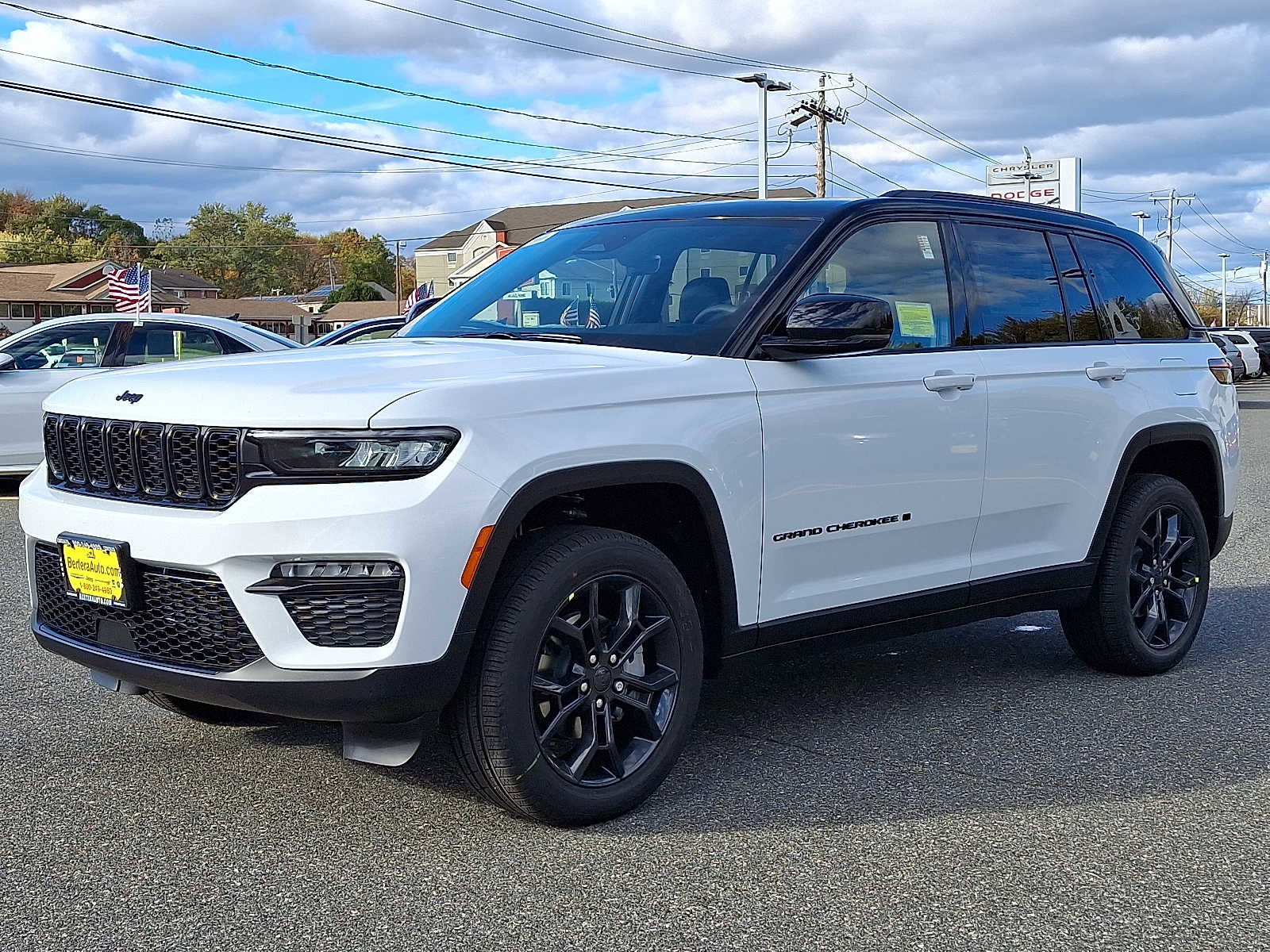 New 2025 Jeep Grand Cherokee Limited image 2