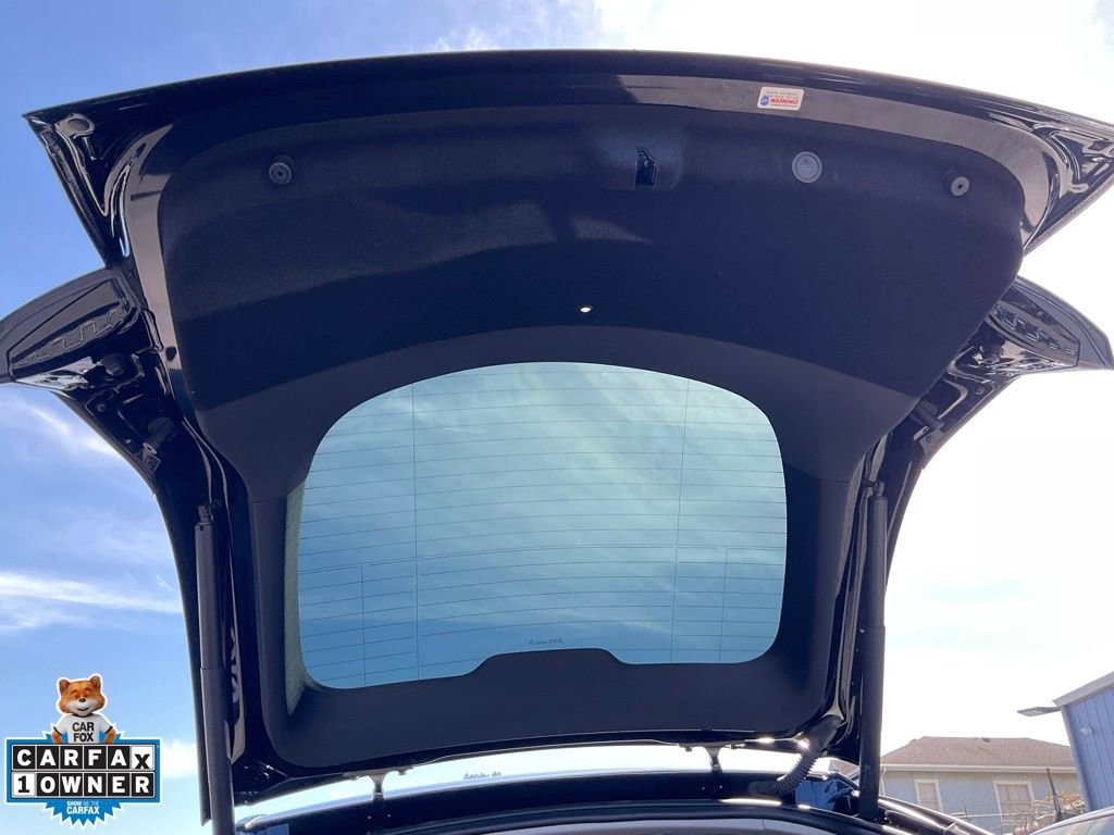 Used 2026 Tesla Model Y AWD image 10