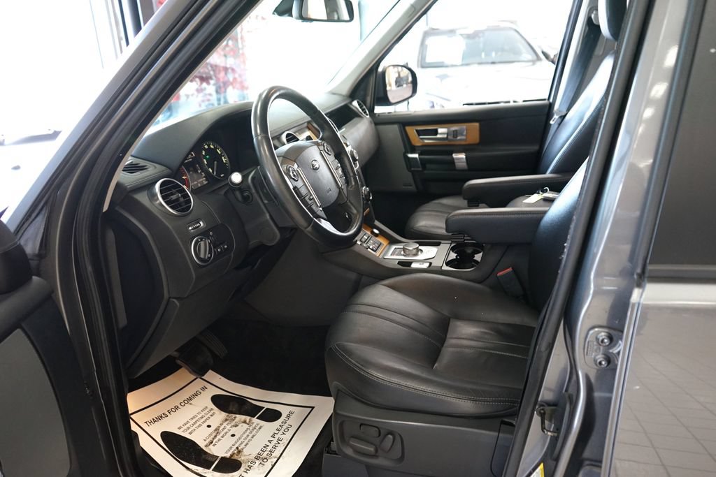 Used 2015 Land Rover LR4 HSE AWD/4WD image 27