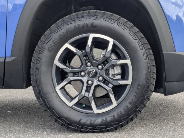 Certified 2026 Chevrolet Equinox ACTIV w/ Convenience Package III AWD/4WD image 12