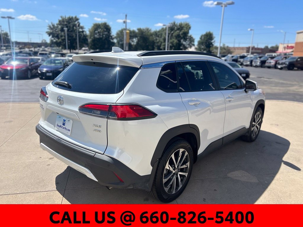 Used 2022 Toyota Corolla Cross XLE AWD/4WD image 5