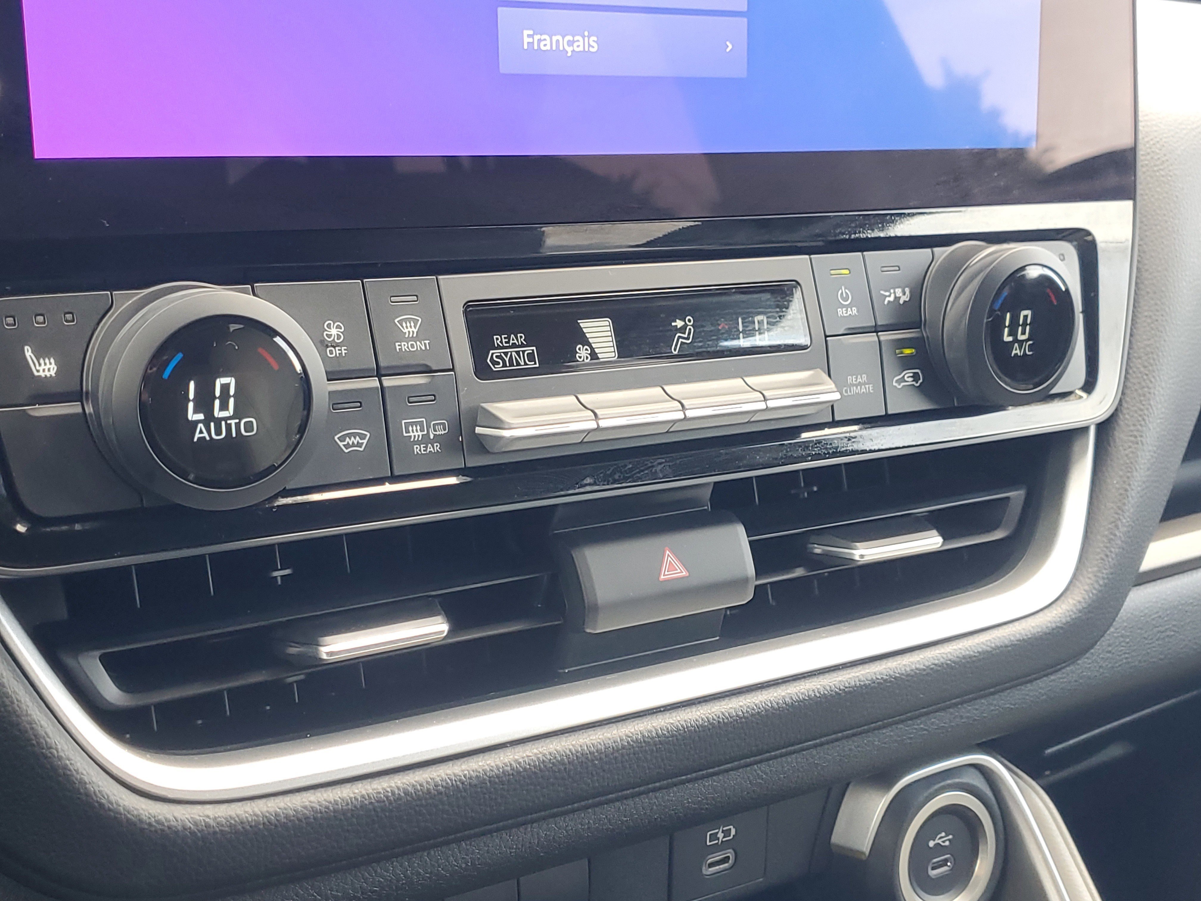 Used 2024 Toyota Grand Highlander XLE image 32