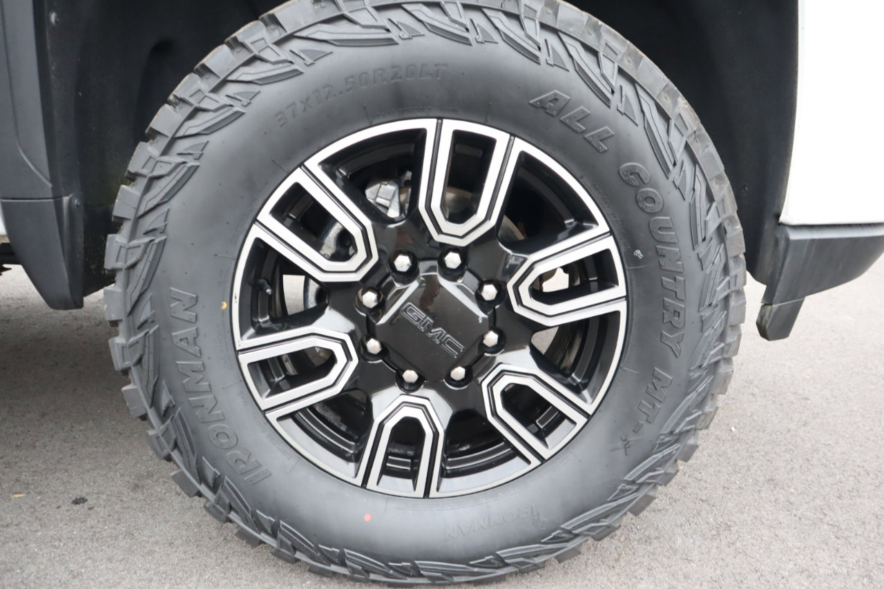 Used 2020 GMC Sierra 2500 AT4 w/ AT4 Premium Package image 19