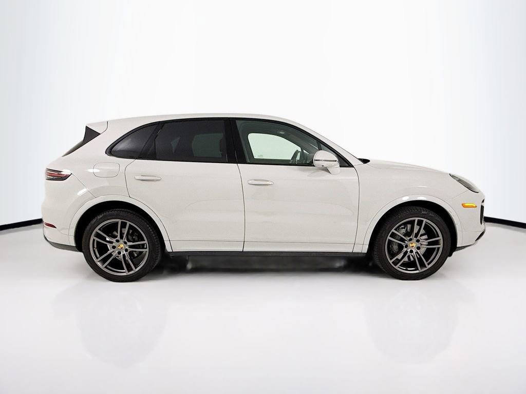 Certified 2023 Porsche Cayenne S Platinum AWD/4WD image 8