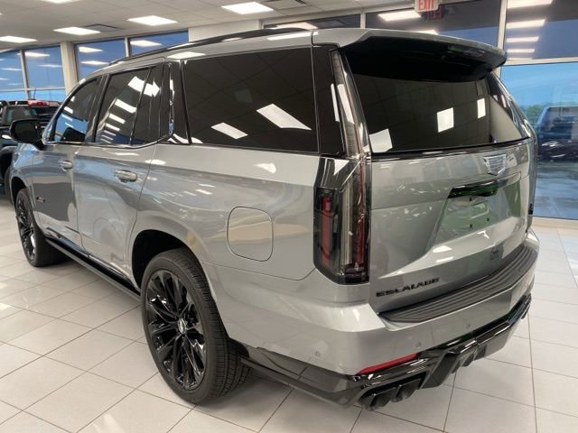 Used 2025 Cadillac Escalade V w/ LPO, ONYX Package AWD/4WD image 6