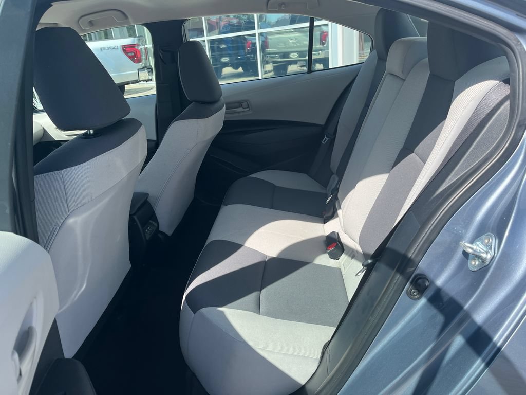 Used 2024 Toyota Corolla LE w/ LE Convenience Package FWD image 12