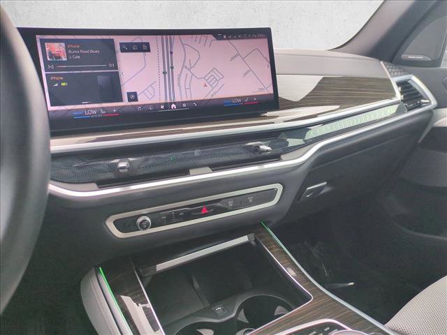 Used 2024 BMW X5 xDrive40i w/ Premium Package image 15