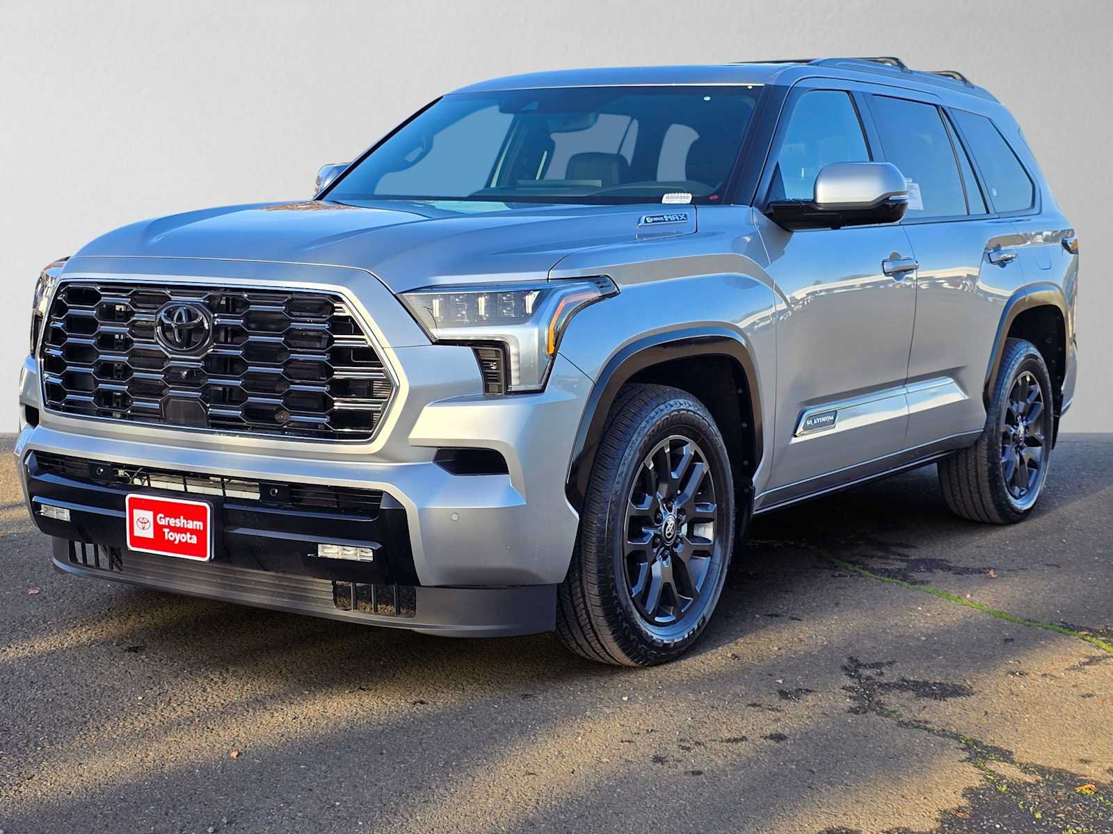 Used 2025 Toyota Sequoia Platinum AWD/4WD image 9