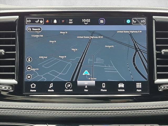 Used 2023 Chrysler Pacifica Limited w/ S Appearance Package FWD image 13