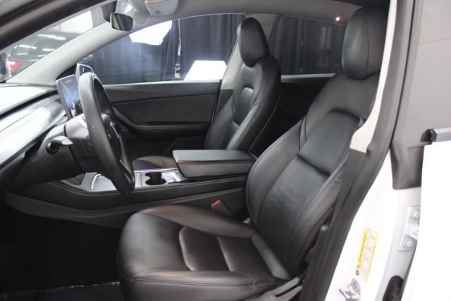 Used 2021 Tesla Model Y Long Range AWD/4WD image 10