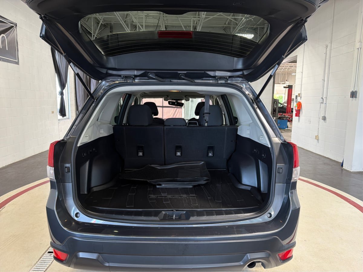 Used 2021 Subaru Forester Premium AWD/4WD image 12