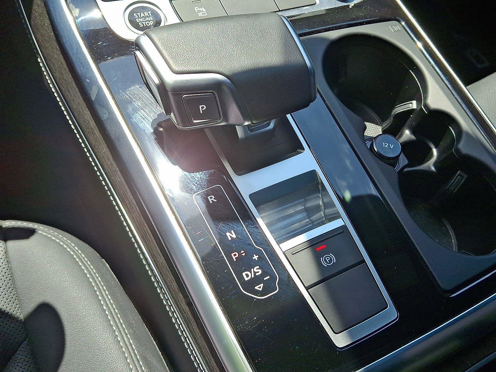 Used 2025 Audi Q7 3.0T Premium Plus image 15