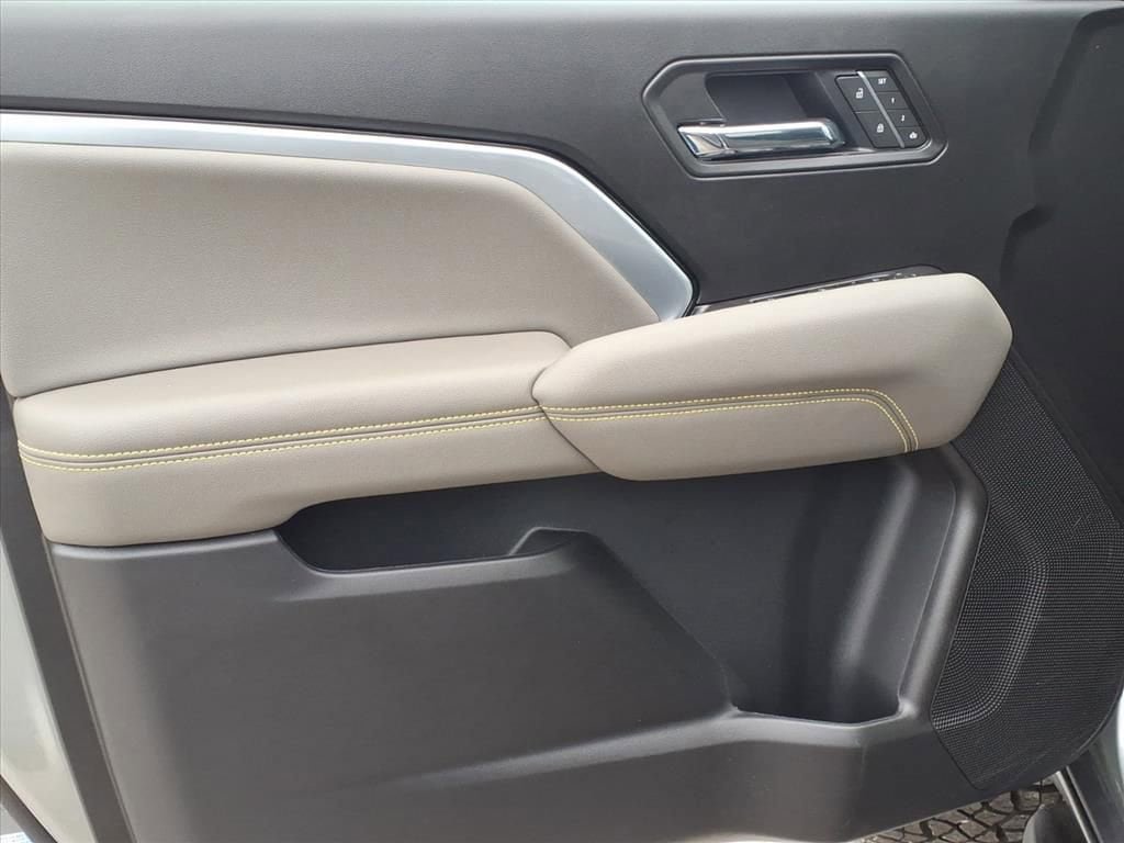 New 2026 Chevrolet Colorado ZR2 AWD/4WD image 15