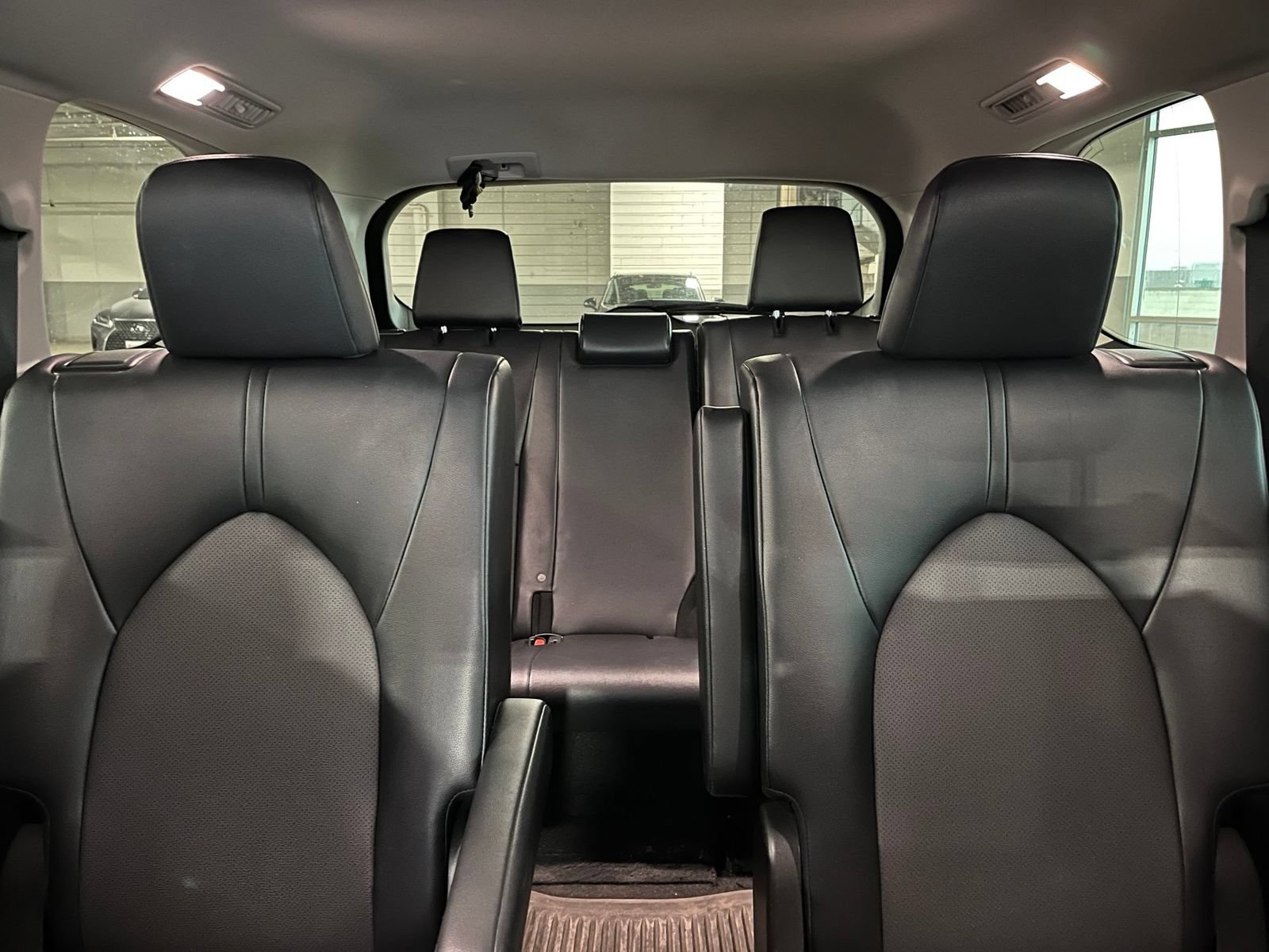 Used 2024 Toyota Grand Highlander AWD Hybrid image 19
