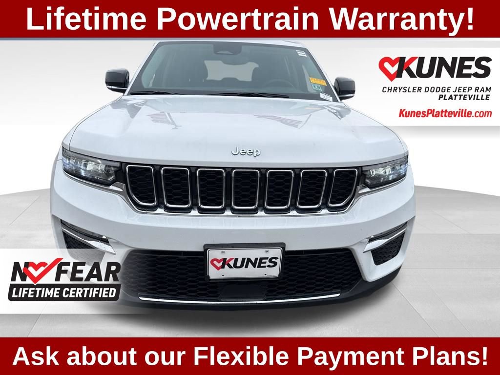 Used 2023 Jeep Grand Cherokee 4WD 4xe image 11