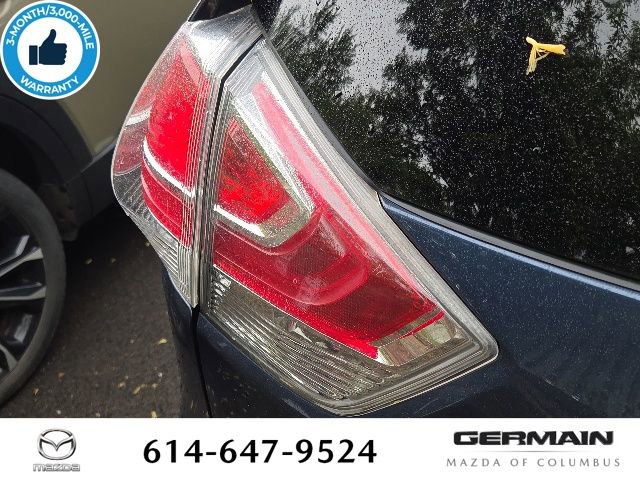 Used 2015 Nissan Rogue SV AWD/4WD image 13