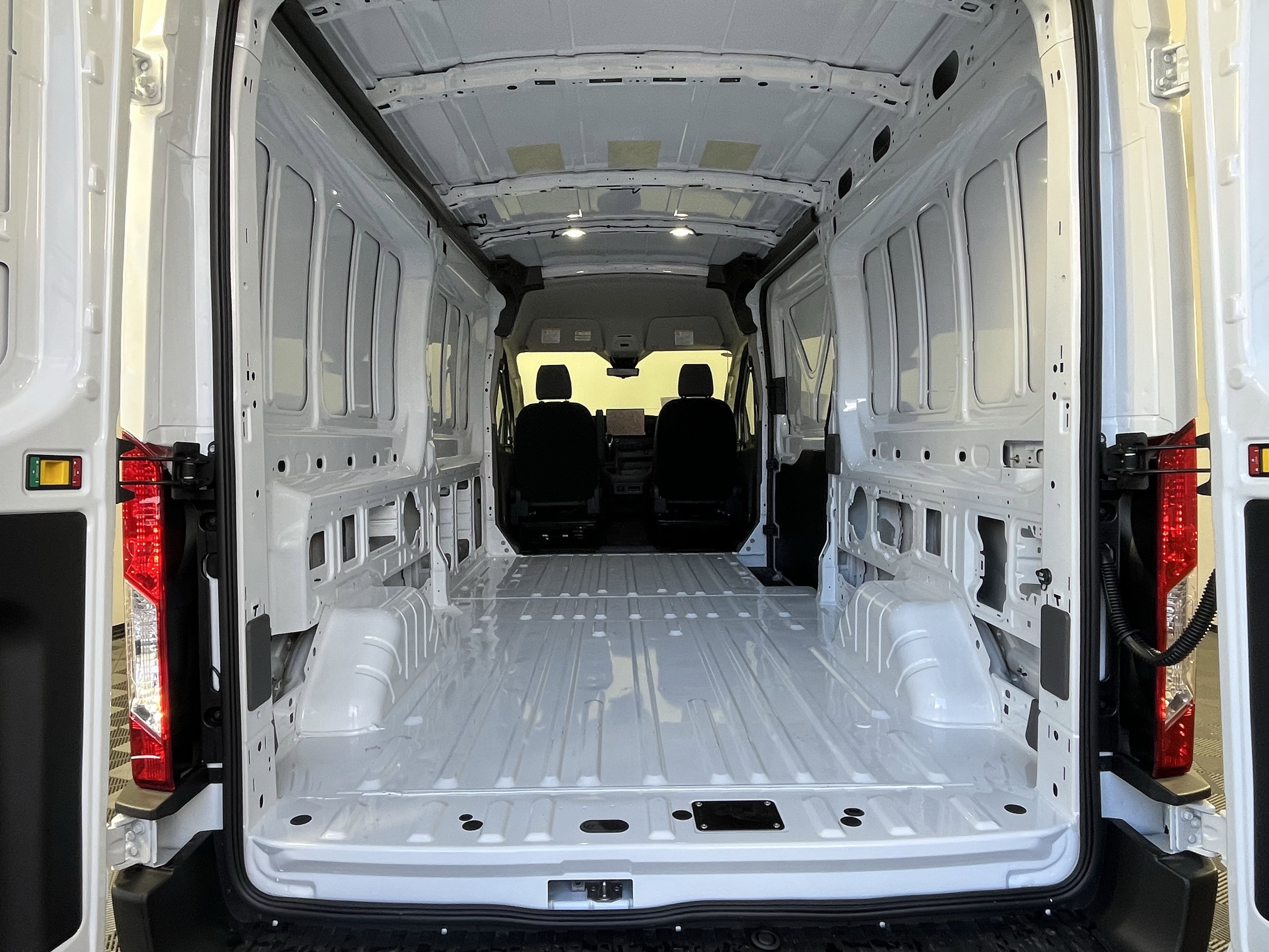 New 2026 Ford Transit 250 148 Medium Roof Extended AWD image 5