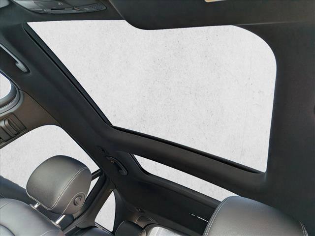 Used 2017 Mercedes-Benz GLC 300 4MATIC image 14