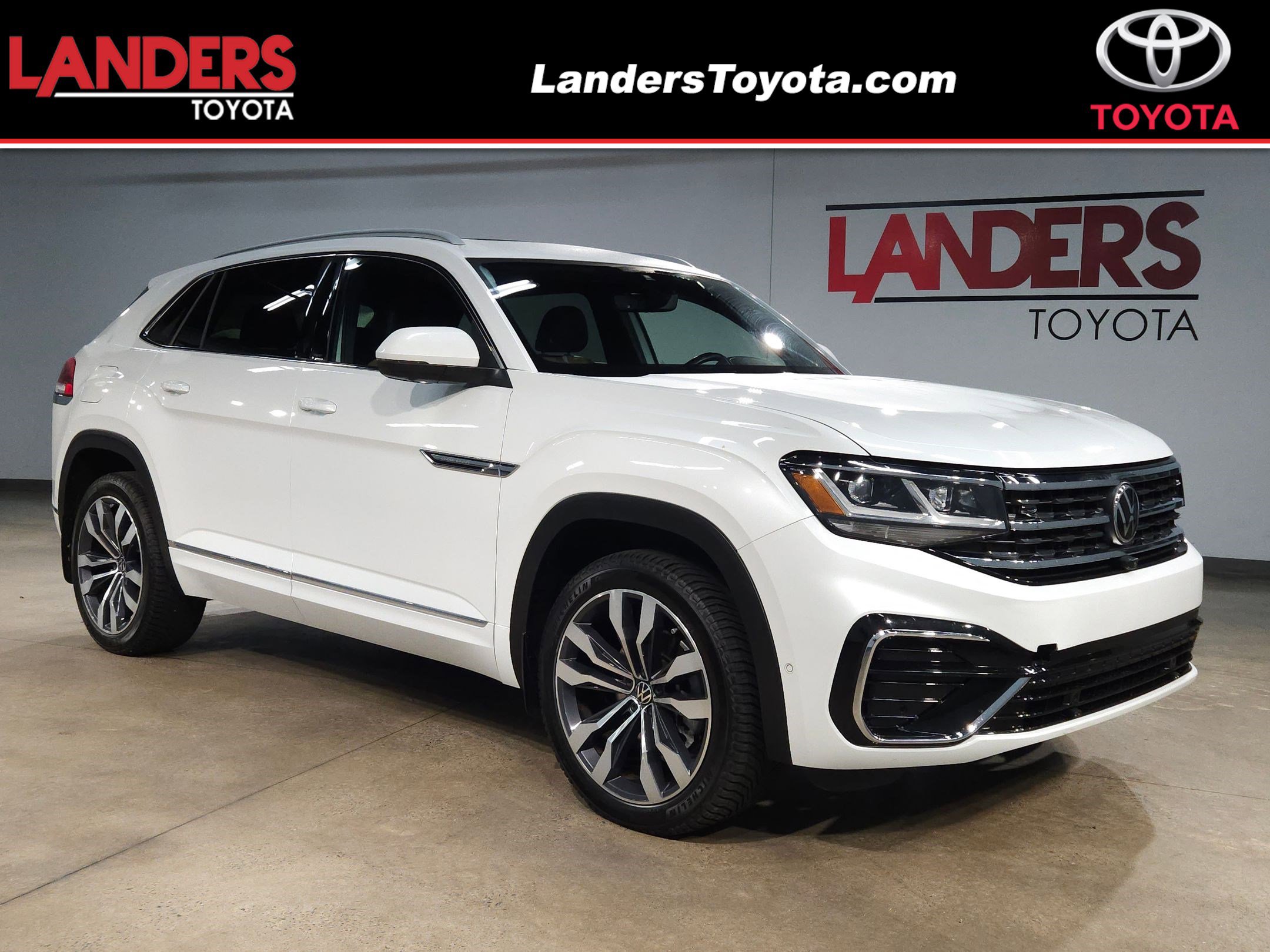Used 2022 Volkswagen Atlas Cross Sport SEL Premium R-Line