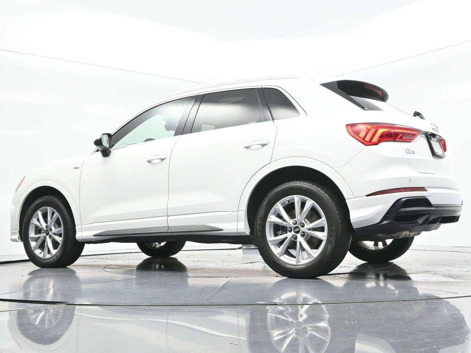 Used 2021 Audi Q3 2.0T Premium w/ Convenience Package AWD/4WD image 41