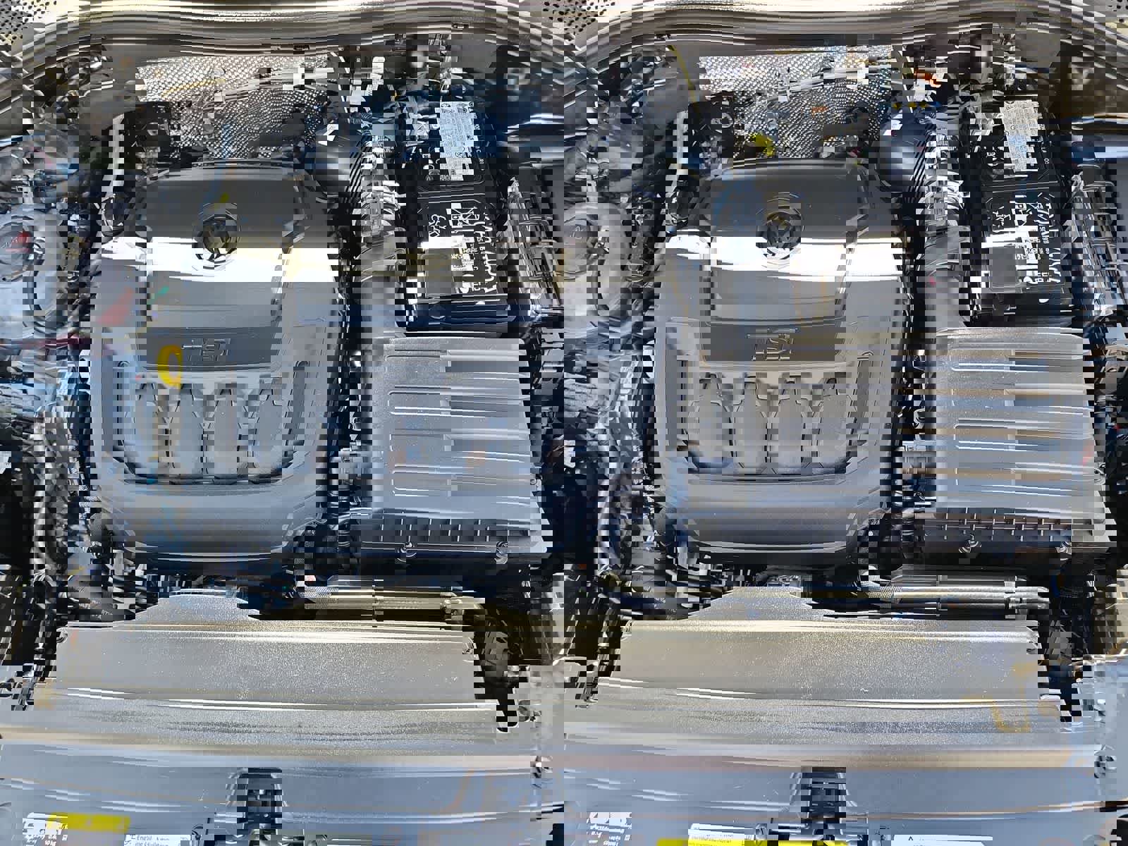 Used 2024 Volkswagen Tiguan SE R-Line image 15