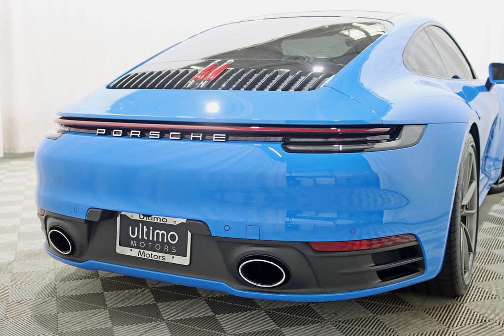 Used 2022 Porsche 911 Carrera RWD image 12