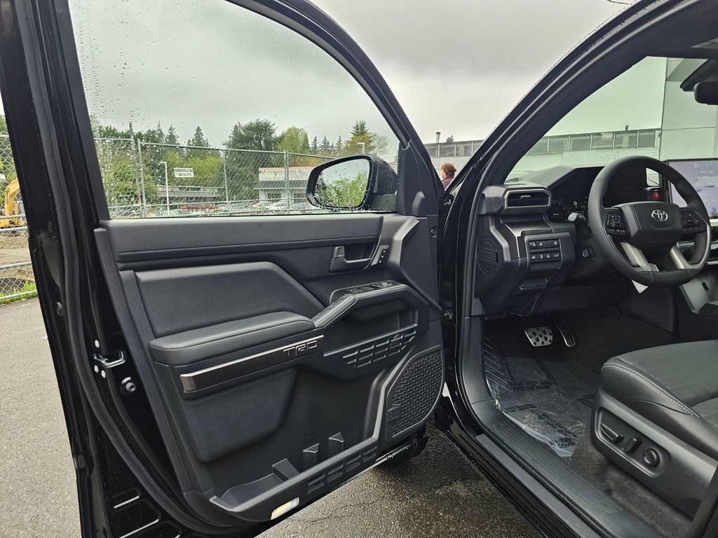 New 2026 Toyota 4Runner TRD Sport Premium AWD/4WD image 17