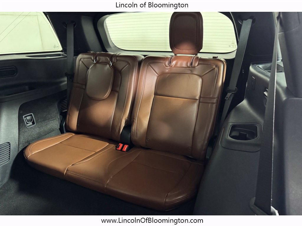 Used 2025 Lincoln Aviator Reserve w/ Equipment Group 201A AWD/4WD image 14