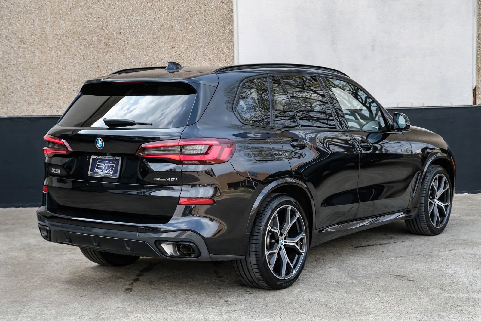 Used 2023 BMW X5 sDrive40i w/ Executive Package image 5