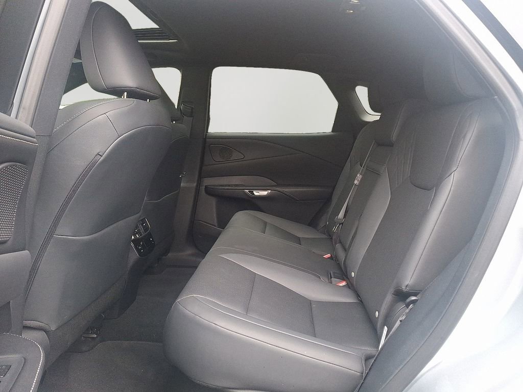 Used 2025 Lexus RX 350 Premium image 8