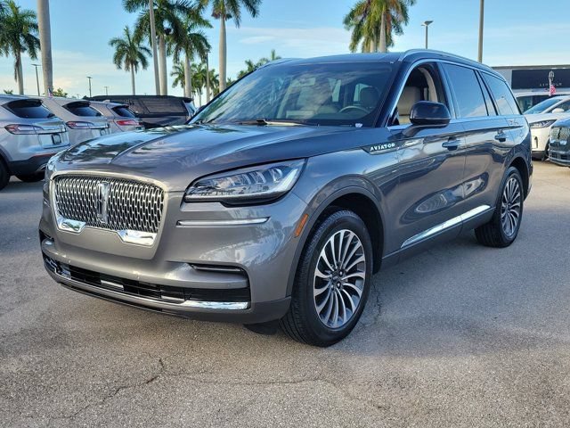 Certified 2023 Lincoln Aviator Reserve w/ Elements Package Plus RWD image 3