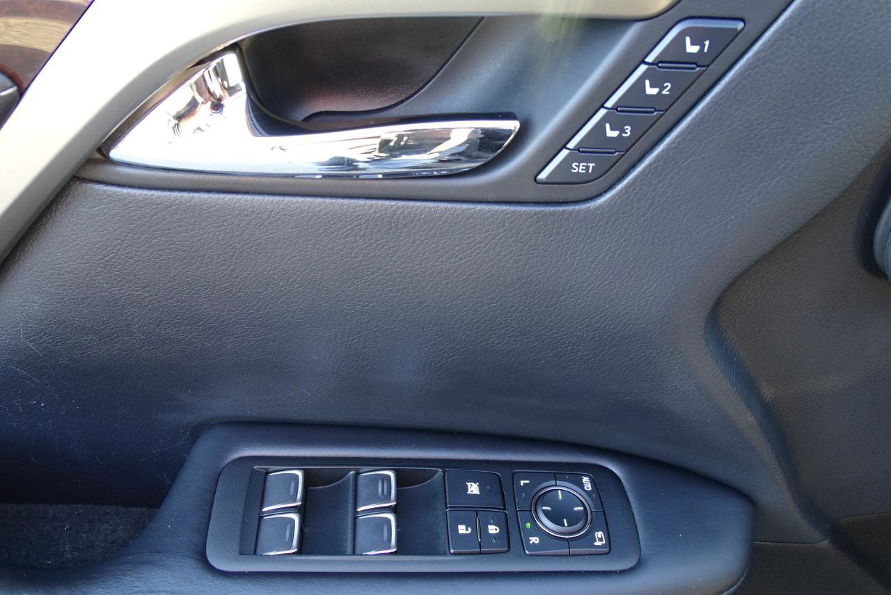 Used 2019 Lexus RX 450h AWD w/ Navigation Package image 19