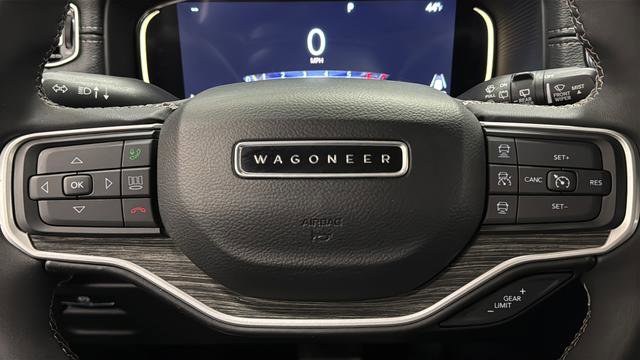 Used 2022 Jeep Wagoneer Series II AWD/4WD image 15