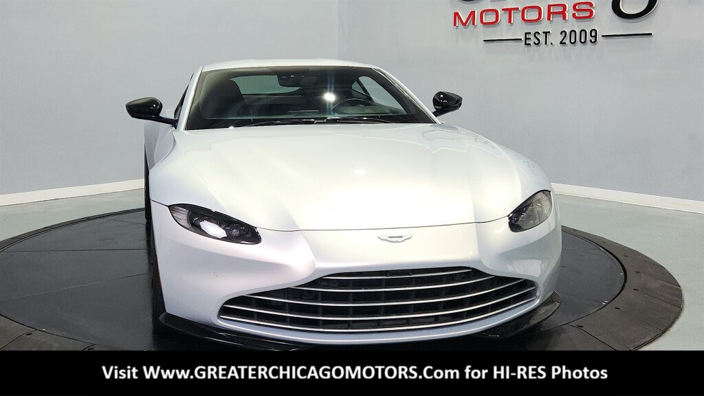Used 2019 Aston Martin V8 Vantage Coupe RWD image 4
