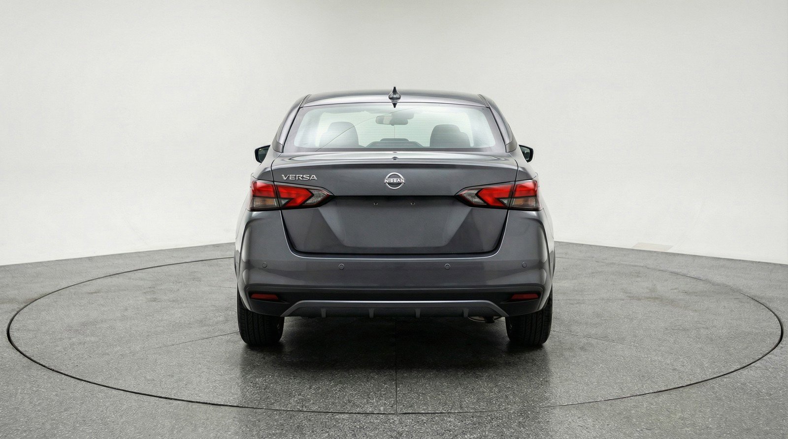 Used 2025 Nissan Versa SV image 7