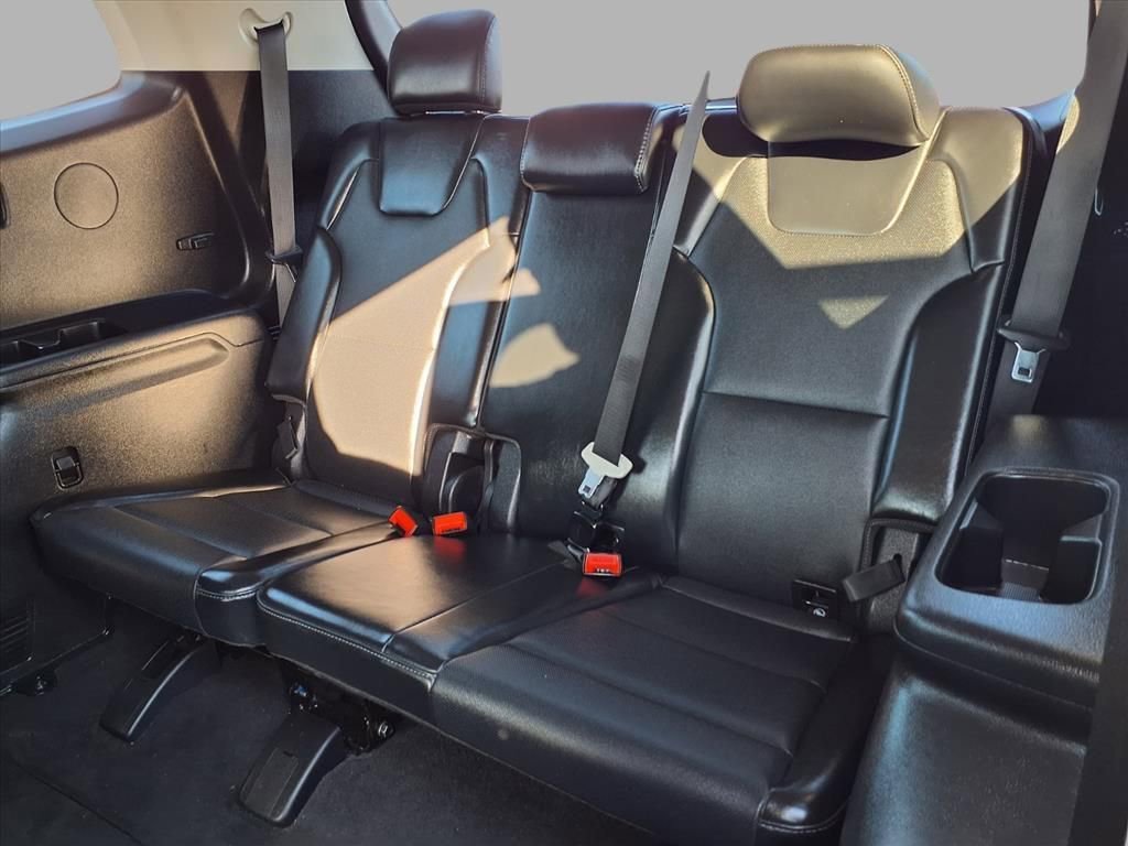 Used 2024 Kia Telluride S image 25