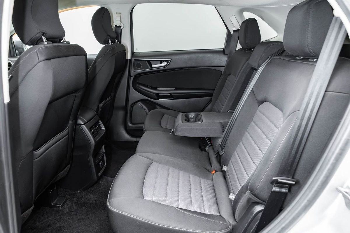 Used 2016 Ford Edge SE AWD/4WD image 17