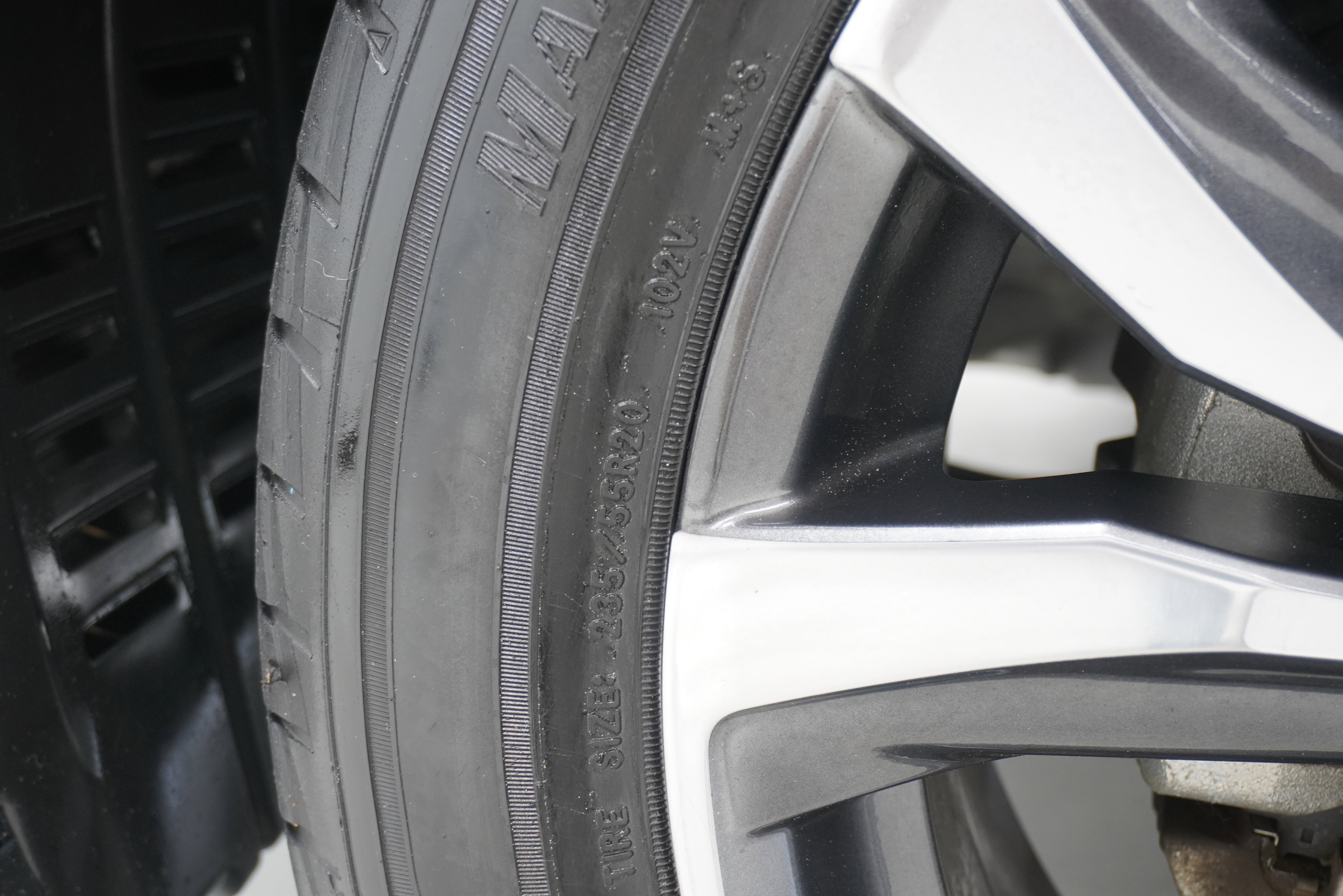 Used 2018 Lexus RX 350L FWD image 37