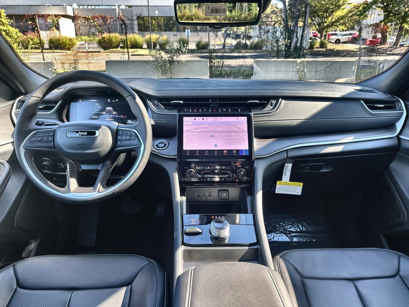 New 2025 Jeep Grand Cherokee Limited w/ Luxury Tech Group II image 22