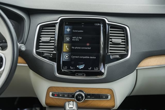 Used 2021 Volvo XC90 T6 Momentum w/ Advanced Package AWD/4WD image 22