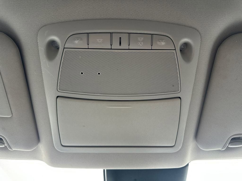 Used 2019 Nissan Rogue SV image 31