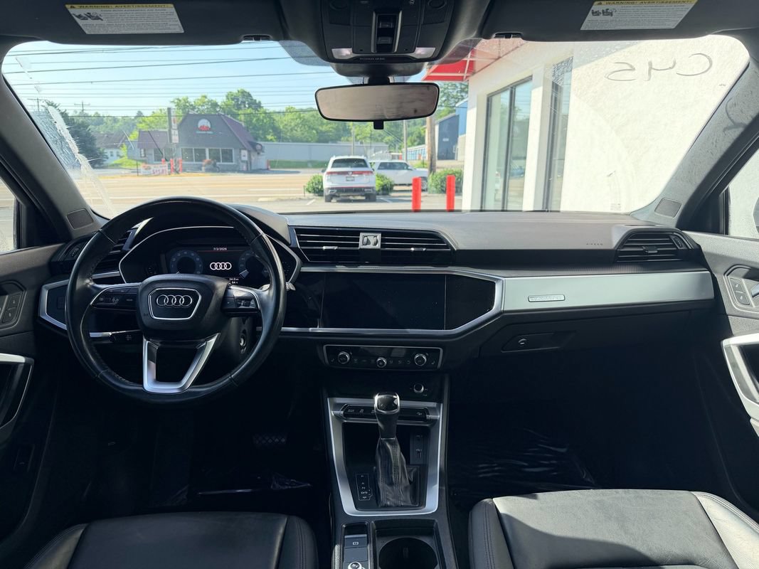 Used 2020 Audi Q3 2.0T Premium AWD/4WD image 16