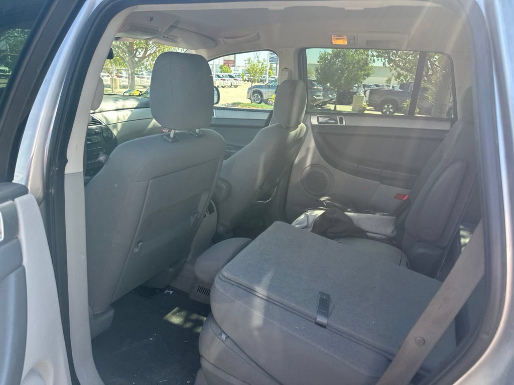 Used 2007 Chrysler Pacifica Touring w/ Cargo Convenience Group AWD/4WD image 12