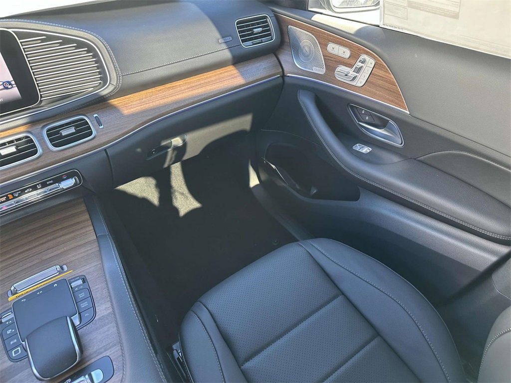 New 2025 Mercedes-Benz GLS 450 4MATIC image 29