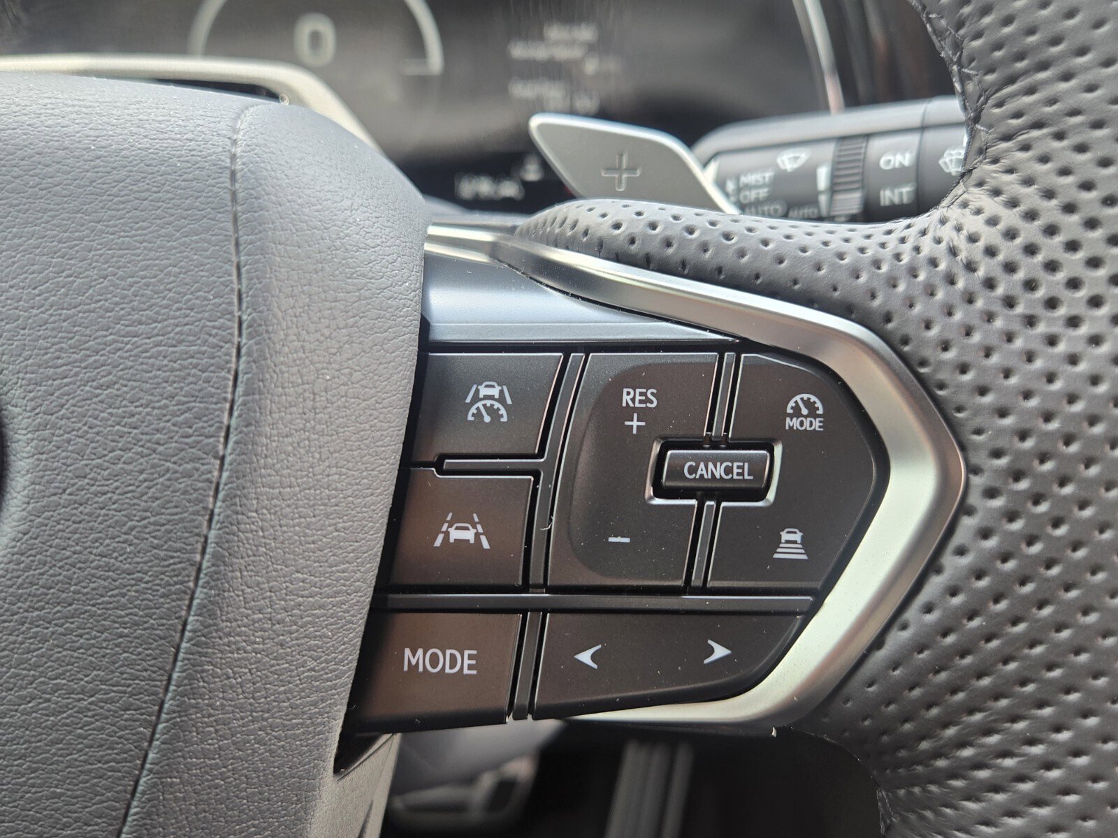 New 2026 Lexus TX 500h AWD image 30