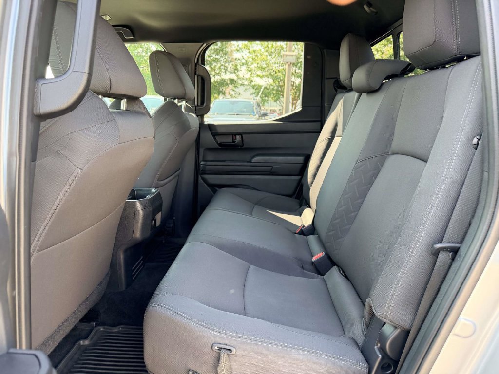 Used 2024 Toyota Tacoma SR5 AWD/4WD image 16