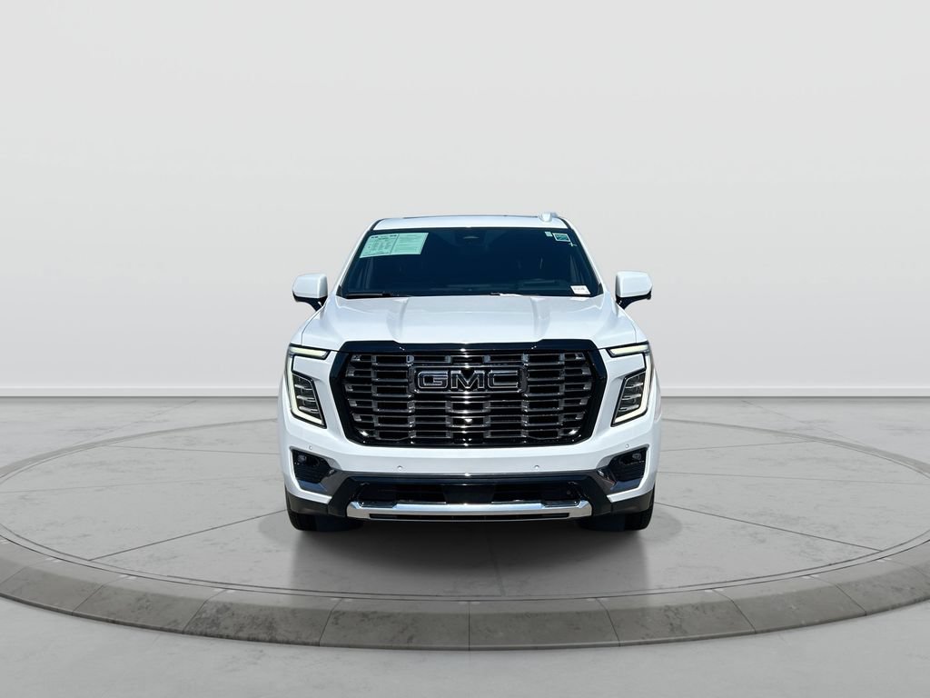 Used 2026 GMC Yukon XL Denali Ultimate AWD/4WD image 3