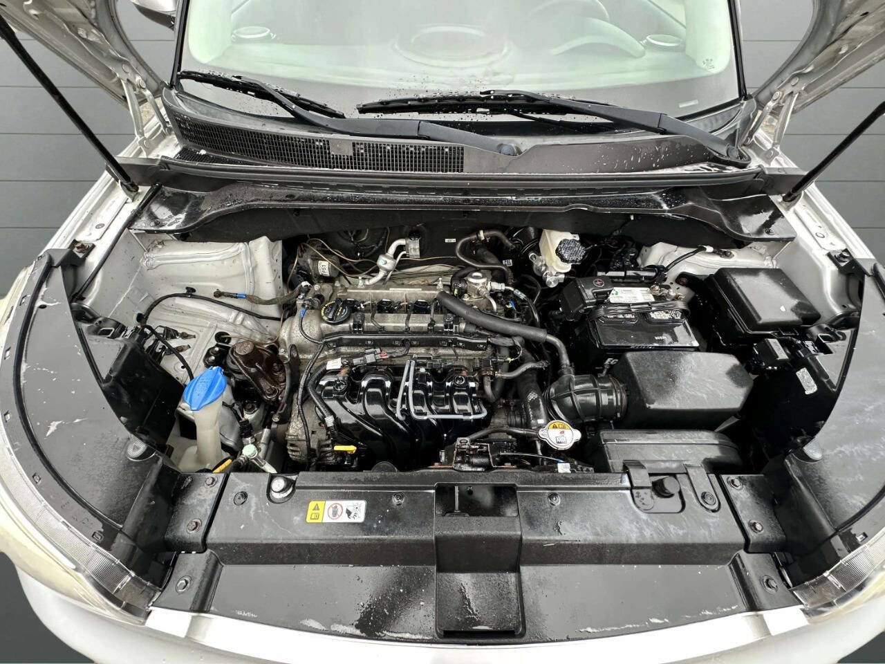 Used 2014 Kia Soul Base 4dr Crossover 6M image 27