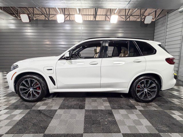 Used 2022 BMW X5 xDrive45e w/ M Sport Package image 8