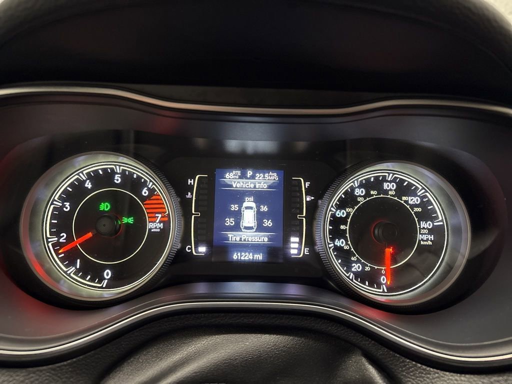 Used 2019 Jeep Cherokee Latitude Plus w/ Cold Weather Group image 36